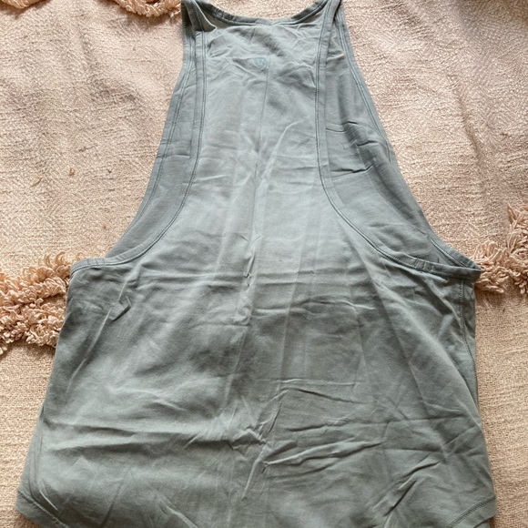 Lululemon tank - Picture 2 of 2